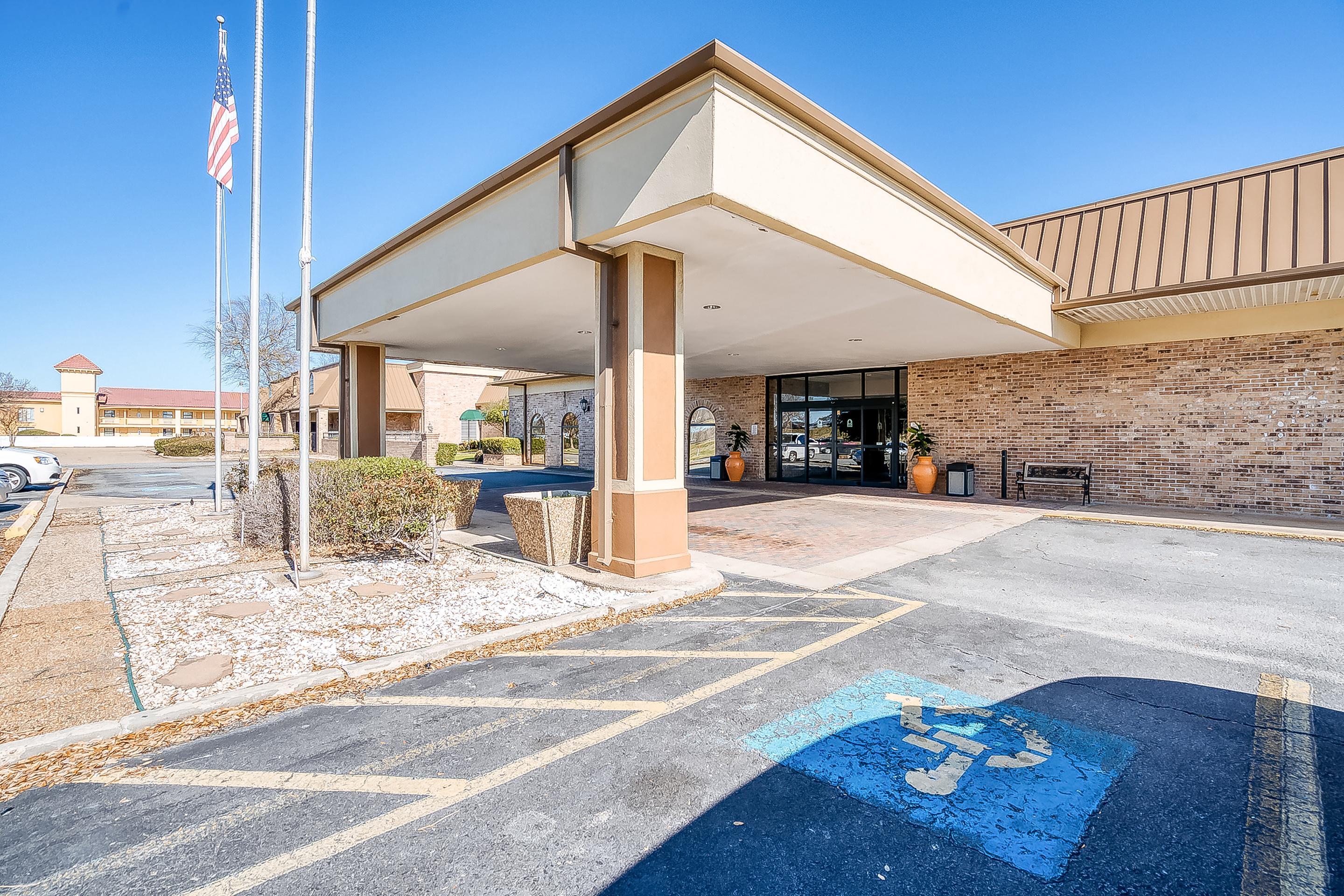 Oyo Hotel Monroe La I-20 Экстерьер фото